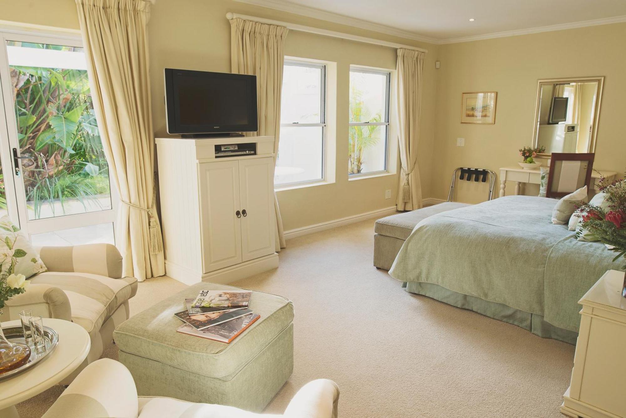 Last Word Constantia Guest house